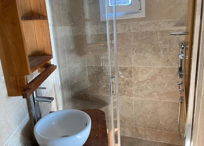 Confort Avec Parking, Proche Cannes * موجا